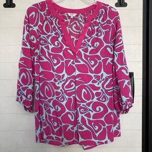 Crown and Ivy Peasant Top Small